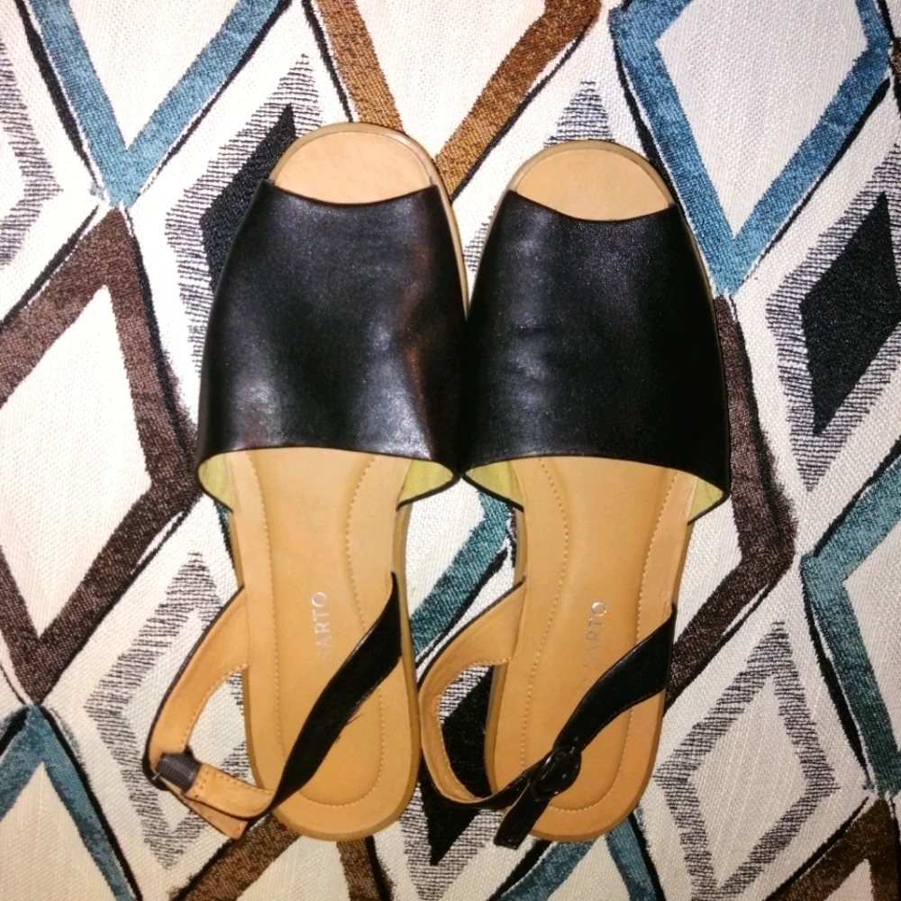 Franco sarto peep toe shoes